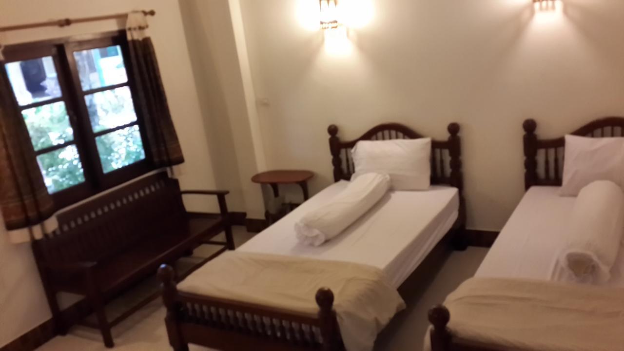 Garden Corner Resort & Hotel Phitsanulok Buitenkant foto
